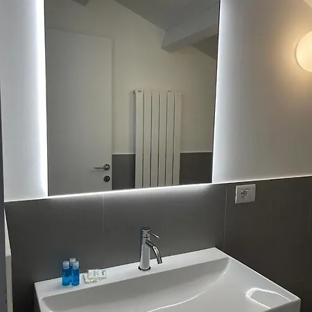 Apartment Imhome - Abruzzi Milan