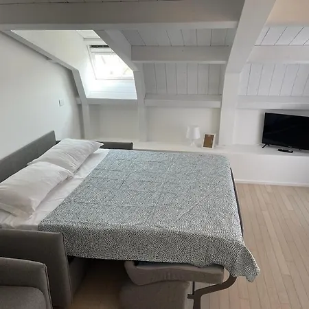 Imhome - Abruzzi Милан