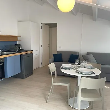 Imhome - Abruzzi * Milánó