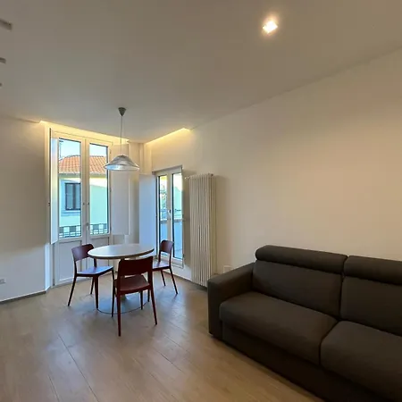 Imhome - Abruzzi * Milánó