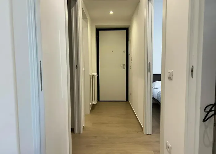 Imhome - Abruzzi Apartman *